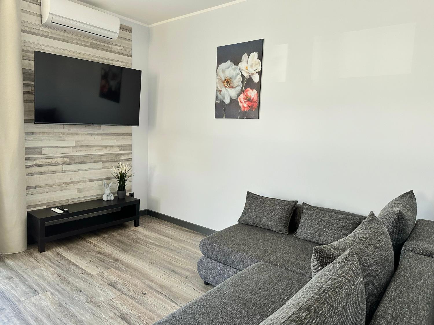Zaki Apartment